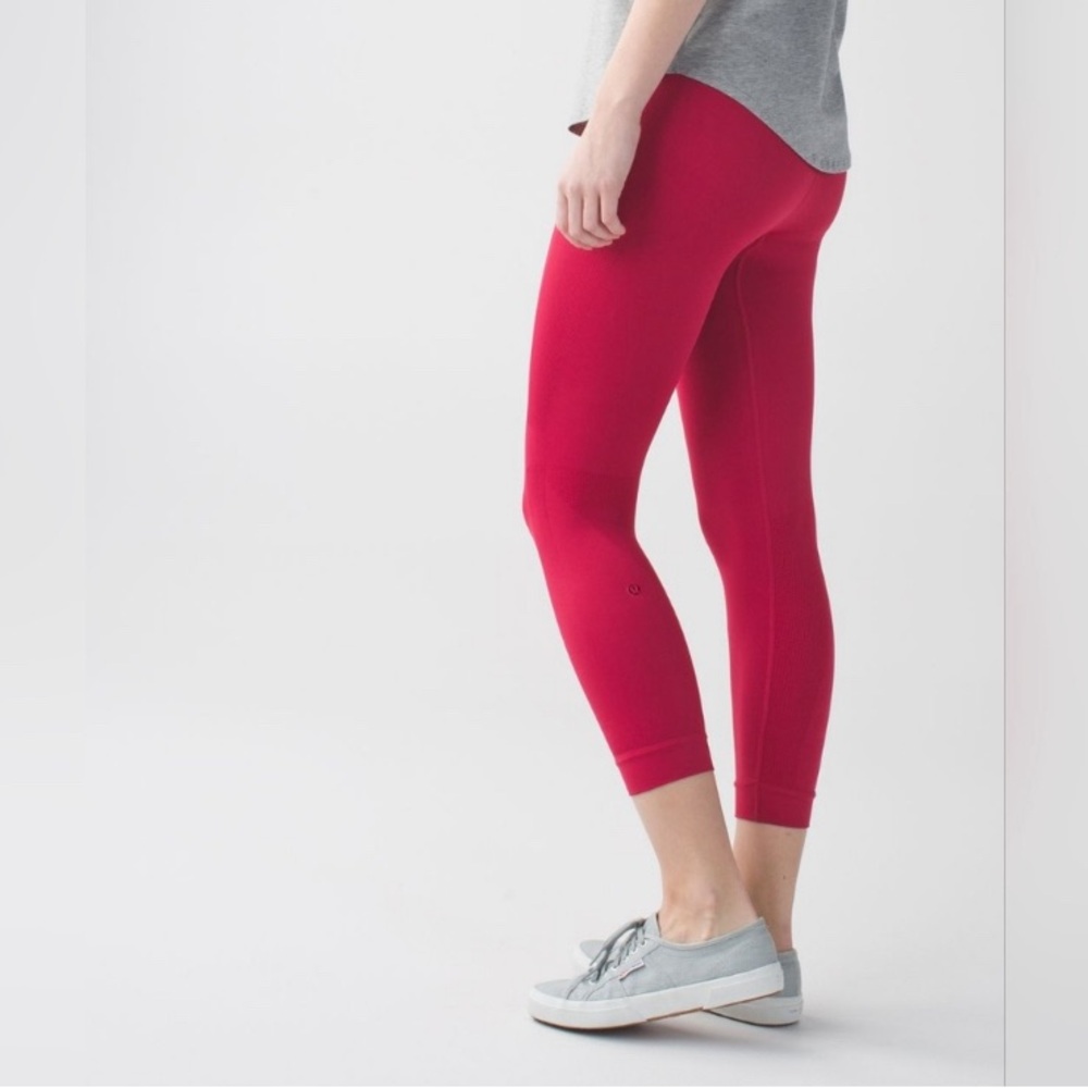 Lululemon Zone In Cranberry Cropped Leggings